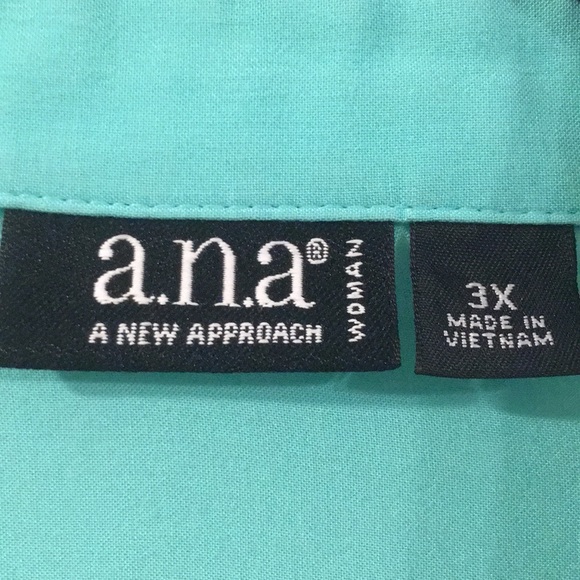 Plus size blouse - Picture 2 of 5